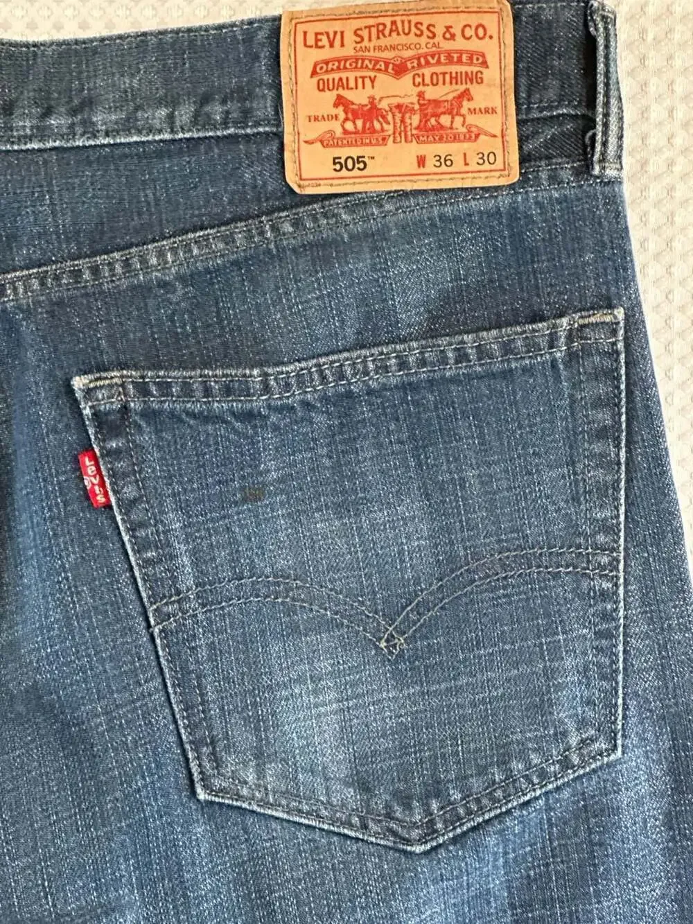 Levi's 505 Straight Fit Medium Wash Denim Jeans